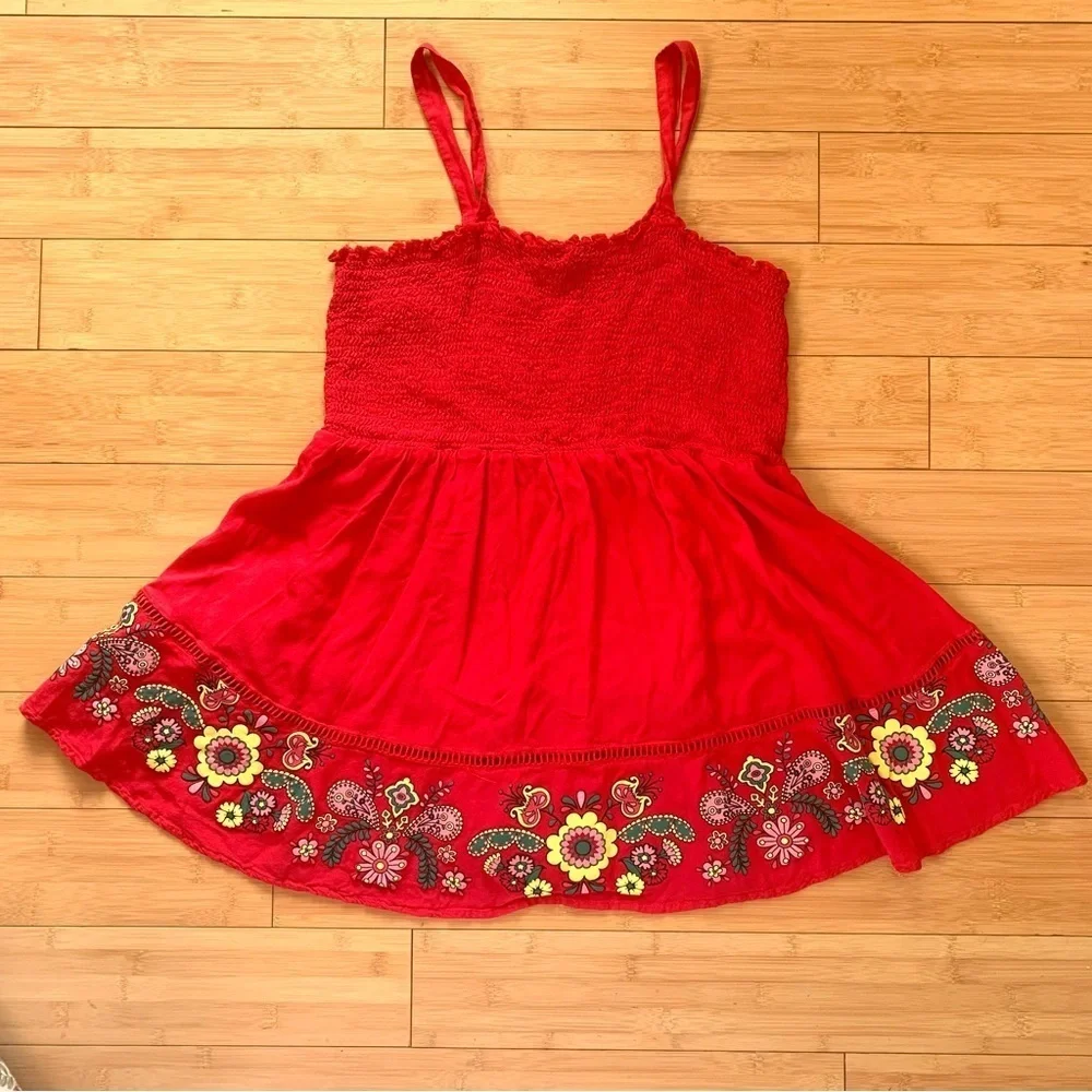 Signature Studio Red Long Bohemian Floral Top with Painted Flowers Size XL - Picture 6 of 6